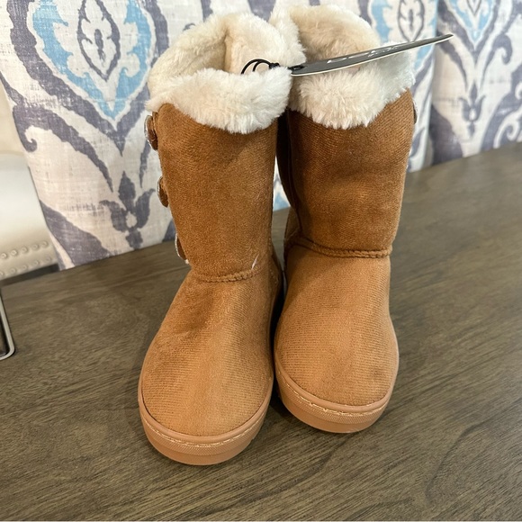 NWT Bebe Kids’ Rhinestone Button Faux Fur Lined Trim Winter Boot Sizes 8 9 10 - Picture 6 of 9